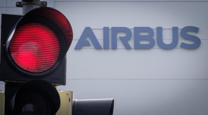 Airbus patteggia multa da 3,6 miliardi per chiudere inchieste