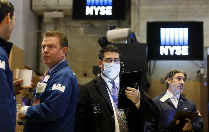 Wall Street apre in calo, Dj -1,13%