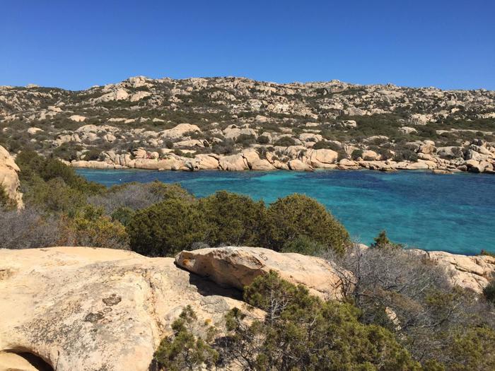 Spiagge ancora in crisi, folla solo nei week end