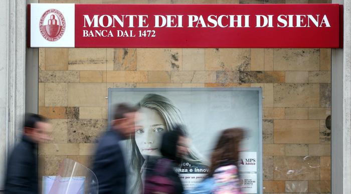 Mps: opzione Unicredit, 6.000 esuberi e aumento 2,5 mld