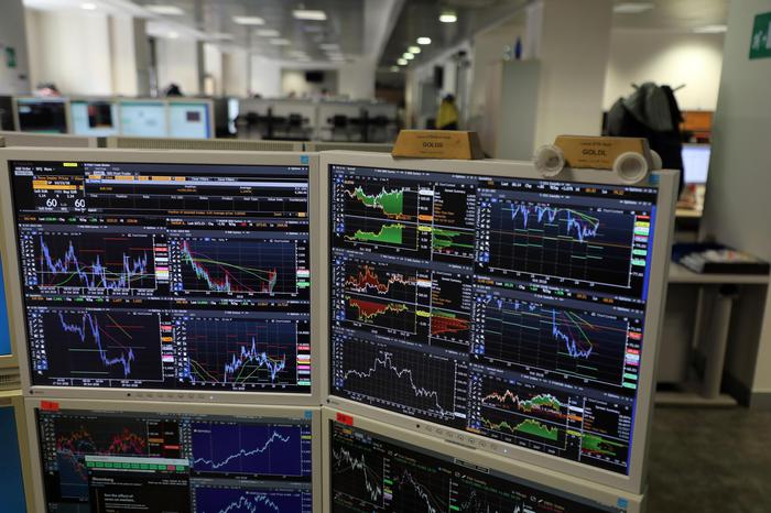 Spread Btp-Bund: termina in rialzo a 109,3 punti