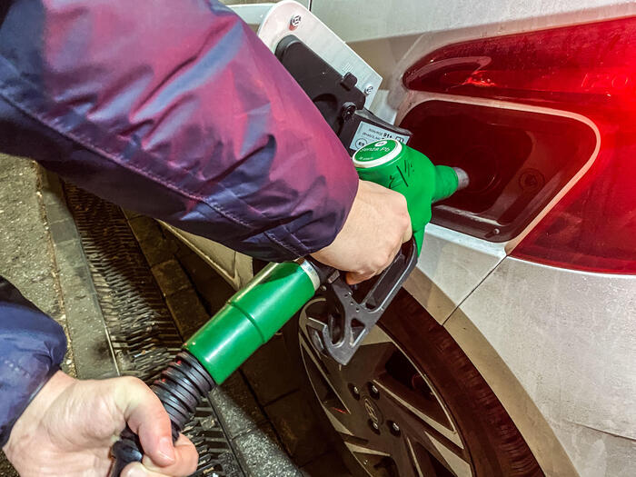 Dalla benzina alle autostrade, 2023 inizia con i rincari