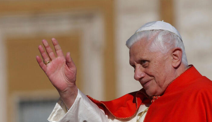 Ratzinger nel suo testamento, 