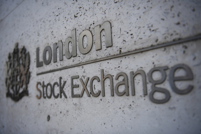 Borsa: Europa conclude piatta, Londra -0,1%