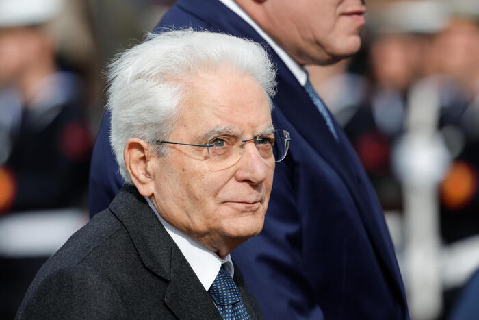 Mattarella, il lavoro minorile ruba il futuro ai giovani