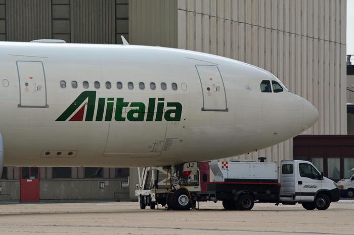 Alitalia: sindacati, sciopero 21 maggio